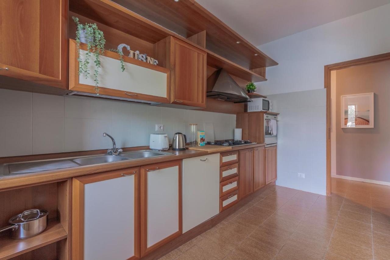 Ninfea Apartments By Wonderful Italy Лезено Экстерьер фото